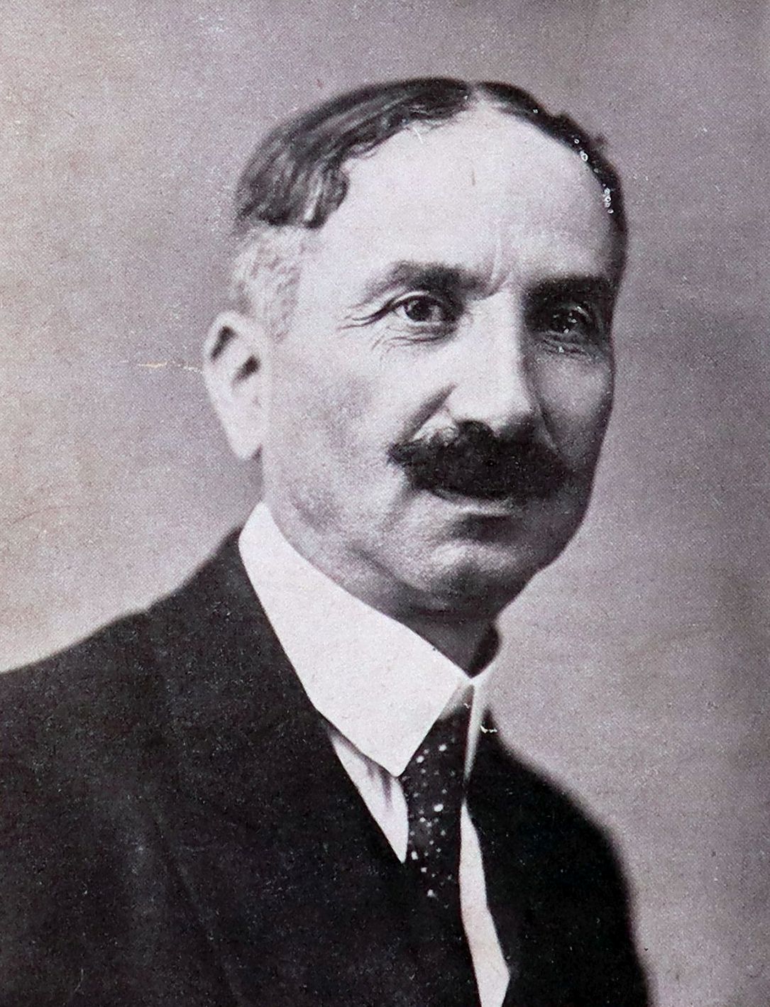 Un économiste éminent : Albert Aftalion