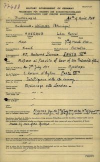 Source Arolsen Archives, 6598963
<br><br><strong>A leur libération des camps, les déportés font l’objet d’un interrogatoire par les forces alliées. Il leur est posé différentes questions : ont-ils intégré le parti nazi ? ont-ils, au contraire, participé à des actions antinazies ? où comptent-ils se rendre à leur libération ? Ces questions sont posées à Léon Mazeaud lors de sa libération. Il retrace alors l’ensemble de son parcours avec le détail de ses services militaires en 1939-1940 et son appartenance aux réseaux de résistance.</strong>