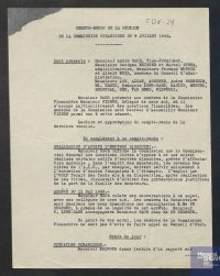 Source Mémorial de la Shoah, CDX-24
<br><br>
<strong>Empêchés d'exercer leur profession ou de poursuivre leurs études, certaines des figures évoquées ici choisissent de s'investir dans les organisations communautaires, rassemblées par Vichy au sein de l'UGIF (Union générale des Israélites de France).<br>C'est le cas, après sa libération de Drancy, de François Lyon-Caen. On le voit ici participé à la commission financière de l'UGIF. Il y apporte son aide en matière comptable et juridique.</strong>