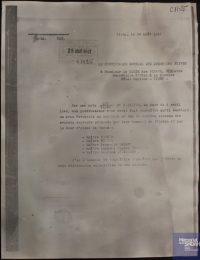Source Mémorial de la Shoah, CXI-25
<br><br>
<strong>En succédant à Xavier Vallat, Darquier de Pellepoix reprend le dossier, et renvoie cette lettre à Joseph Barthélémy, garde des sceaux, pour lui indiquer qu'aucune exception ne doit être acceptée.</strong>