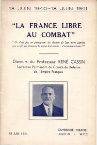 http://www.france-libre.net/site/wp-content/uploads/2014/01/La-France-Libre-au-combat-18-juin-1941.pdf
<br><br>
<strong> Exilé à Londres, René Cassin raconte, à l’occasion du premier anniversaire de l’appel du 18 juin 1940, le combat de la Résistance. Il détaille dans ce discours les actions militaires du général de Gaulle pour incarner l’État français, rend hommage à ceux tombés au combat, et expose les motivations de la France libre. </strong>