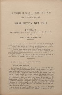 Source Archives nationales, AJ/16/1786<br/>Document numérisé <a href="https://expo-victimes-vichy-faculte-droit-paris.bibliothequecujas.fr/distribution-des-prix-extrait-du-registre-des-proces-verbaux-de-la-faculte-seance-du-jeudi-18-decembre-1941/" target="_blank">consultable ici</a>.
<br><br>
<strong>La tradition de la distribution des prix aux lauréats des concours de licence et de thèse se maintient pendant toute la période de guerre. À cette occasion, le doyen Georges Ripert prononce un discours s'inscrivant dans la perspective vichyiste. Toutefois, on peut observer que l’enthousiasme initial envers ce dernier laisse progressivement place, au fil des années et des discours, à une tonalité plus réservée.</strong>